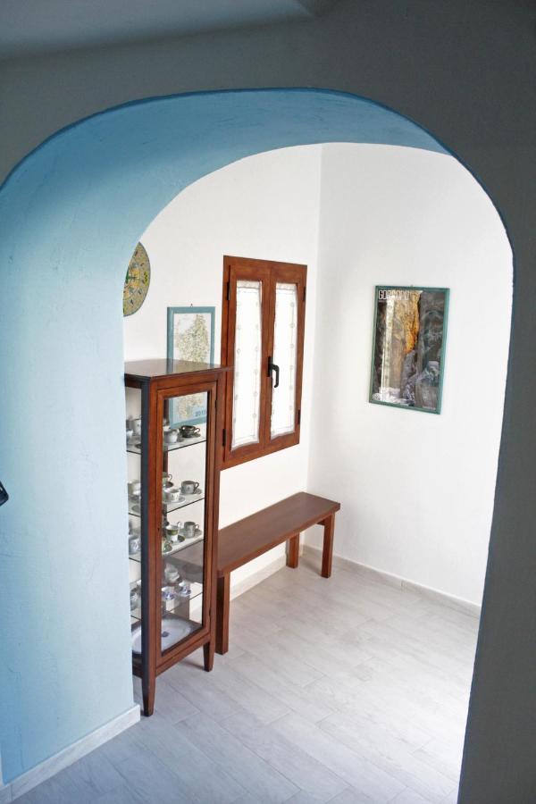 Bed and Breakfast La Casa Del Corso à Orgosolo Extérieur photo