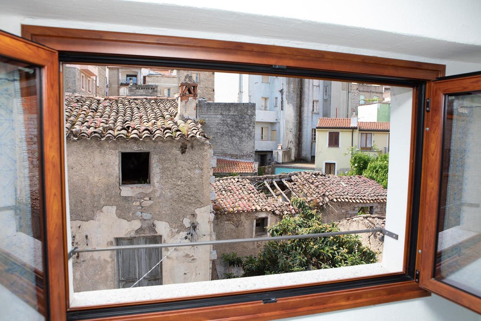 Bed and Breakfast La Casa Del Corso à Orgosolo Extérieur photo
